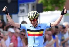 Image de l'article Pourquoi le maillot de la sélection Belge de cyclisme est-il bleu ?