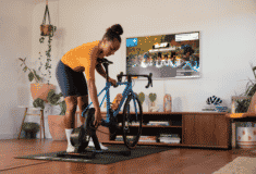 Image de l'article Zwift lance son propre home-trainer connecté