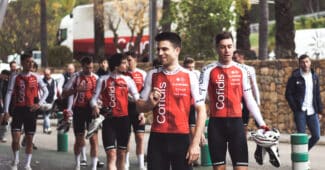 Image de l'article Van Rysel présente le maillot 2023 de la Team Cofidis