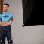 Astana dévoile son « nouveau » maillot pour la saison 2023