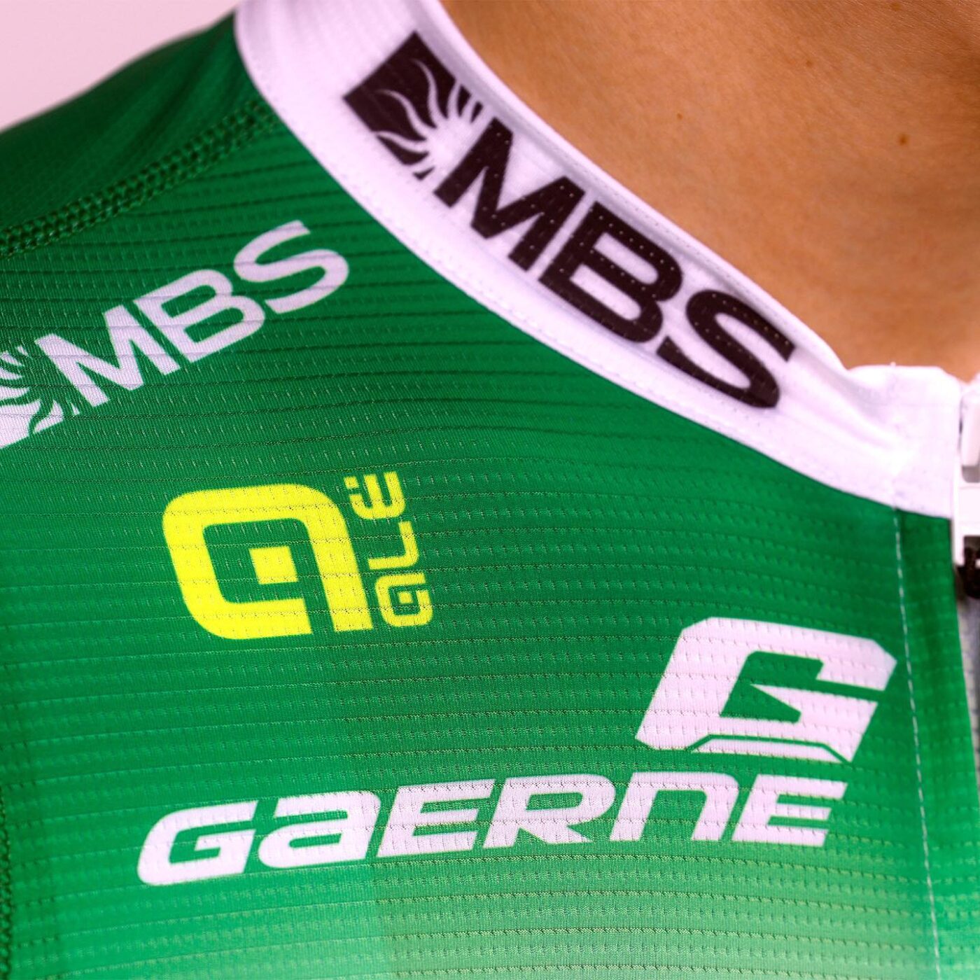 Le maillot 2023 de Green Project Bardiani CSF Faizane