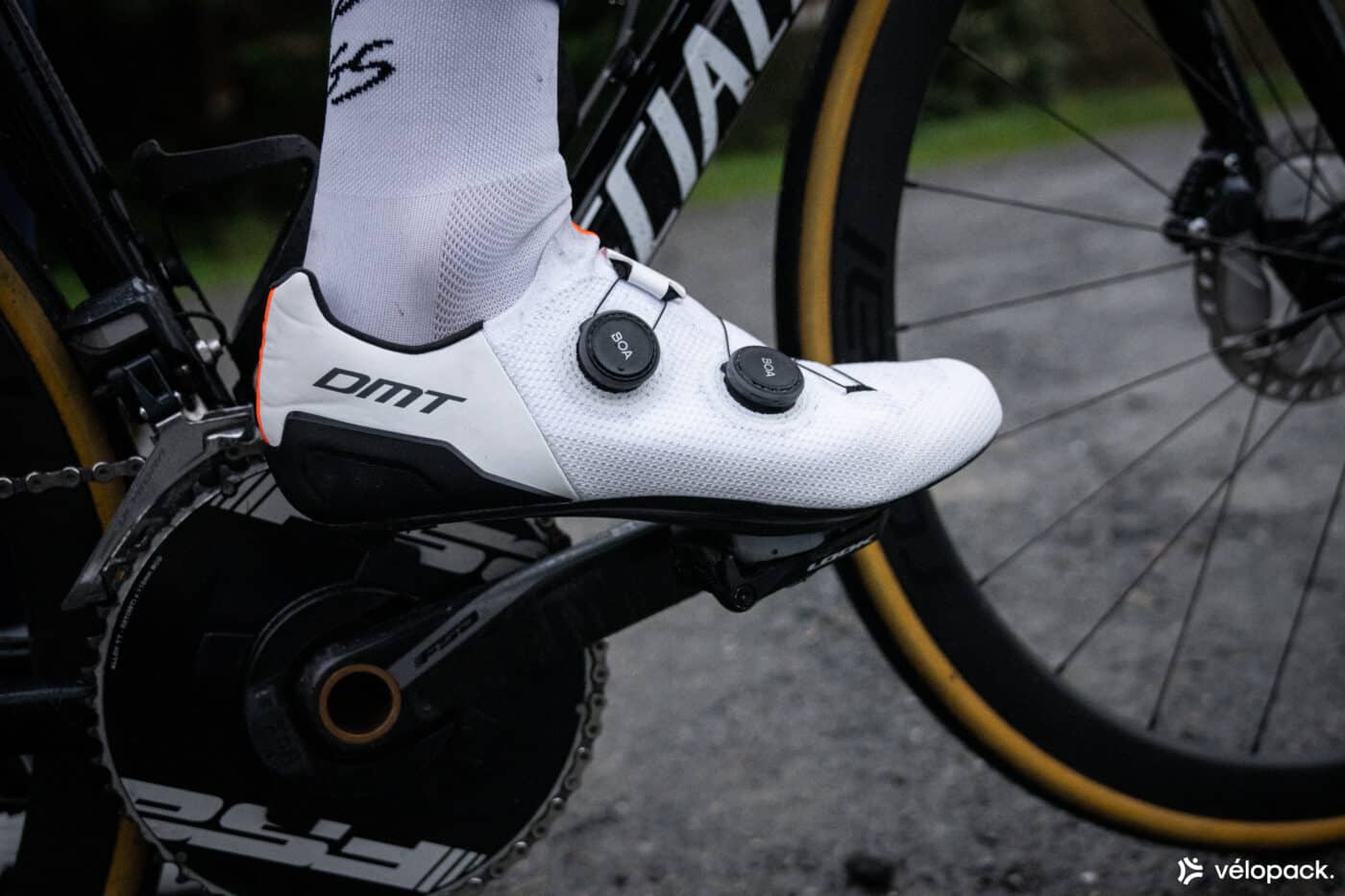 chaussures velo DMT SH10