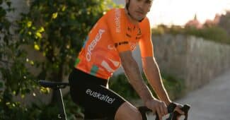 Image de l'article Euskaltel Euskadi : le maillot 2023 dévoilé