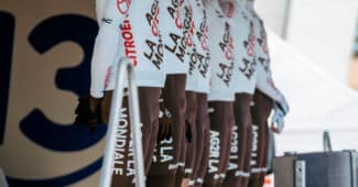 Image de l'article AG2R Citroën Team : le maillot 2023