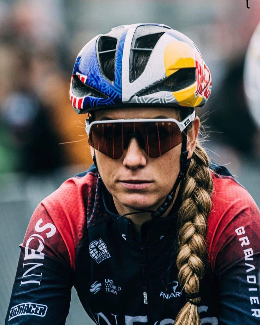 Le nouveau casque de Wout van Aert, collaboration entre Lazer et Red Bull -  La DH/Les Sports+