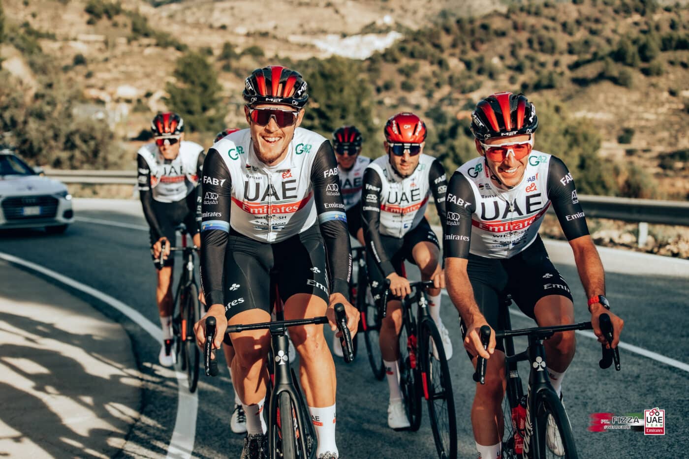 UAE Team Emirates les equipements des coureurs