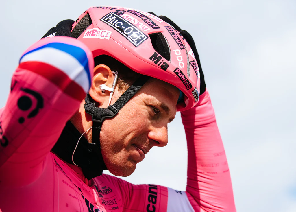 Casque Paris Roubaix Ef education