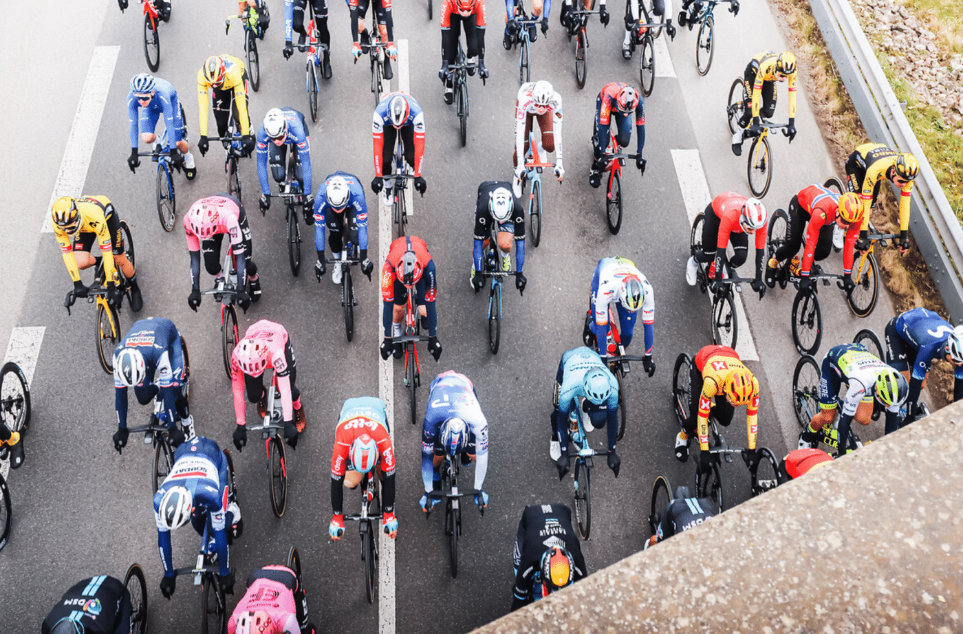 Depuis quand le casque de velo est obligatoire ?