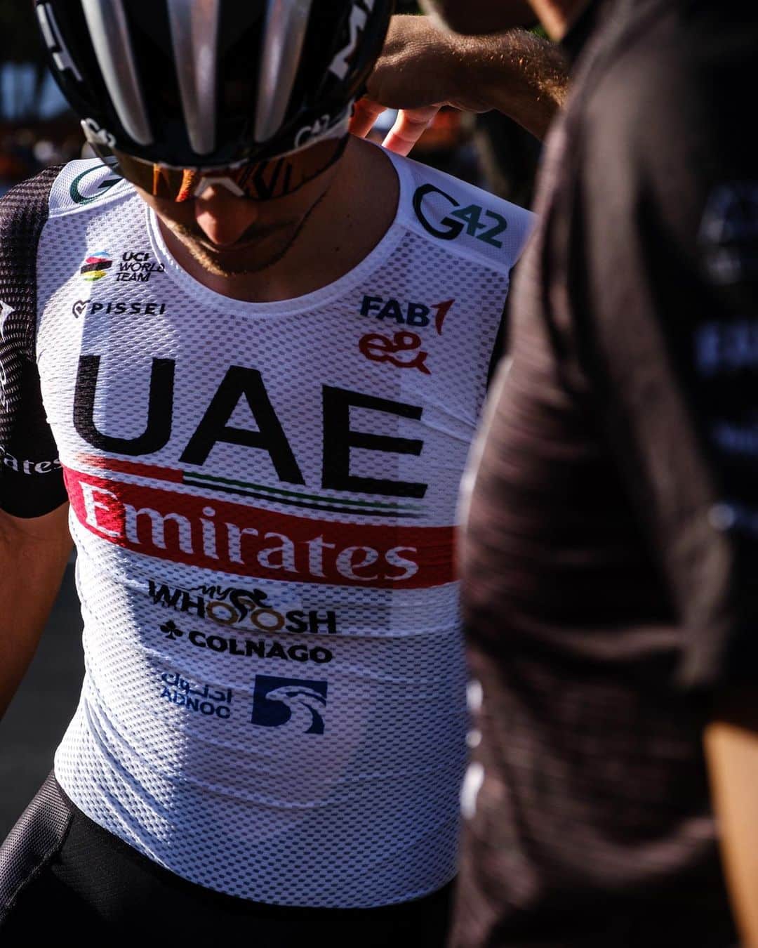 maillot-ete-uae-team-emirates-2023