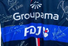 Image de l'article Groupama FDJ propose ses équipements aux enchères