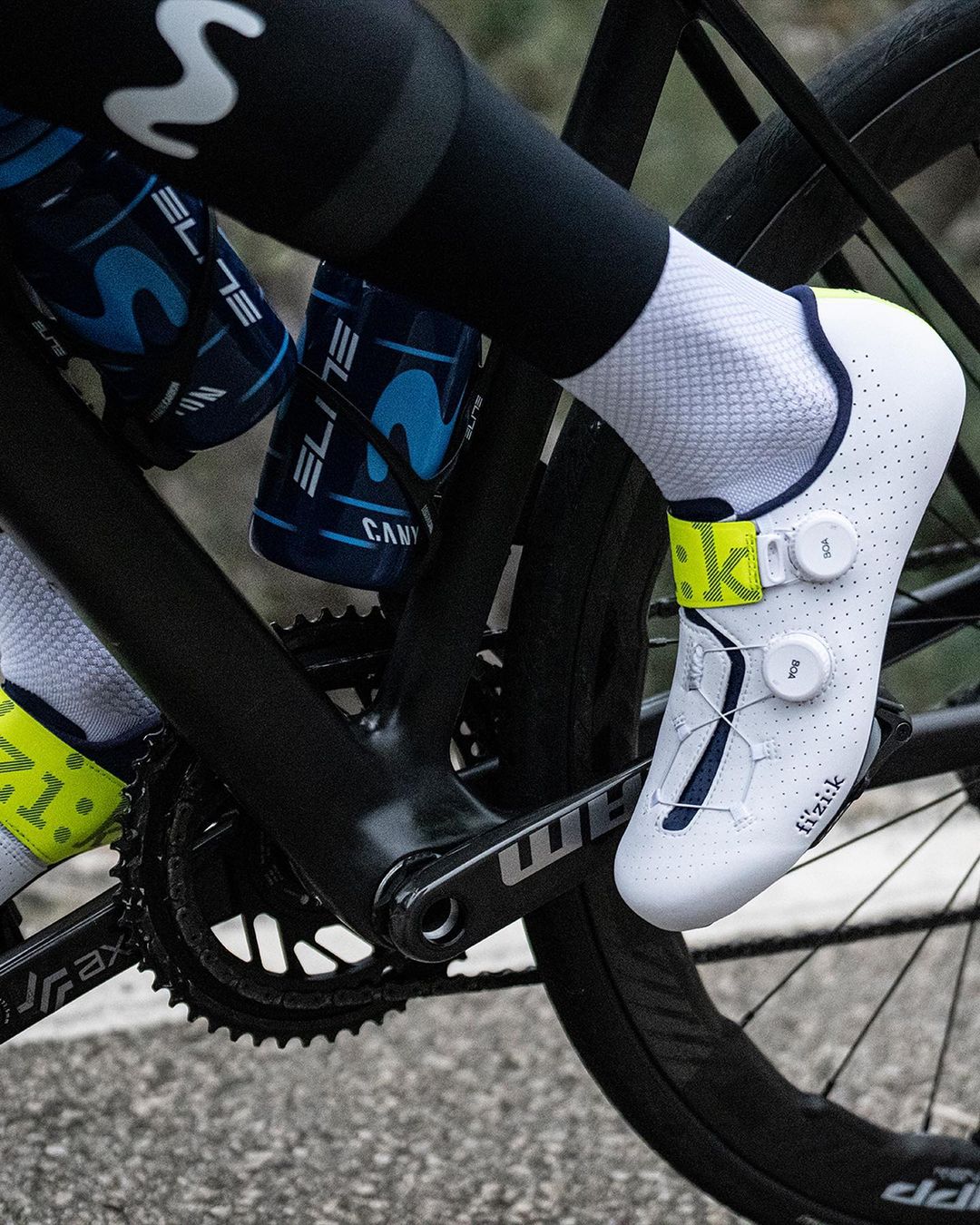 chaussures movistar fizik mas