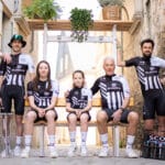 velopack s’affiche sur un maillot de cyclisme
