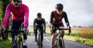 Image de l'article Les 5 équipements pour débuter le vélo de route