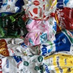 Un ex cycliste professionnel nous présente sa collection de maillots de velo