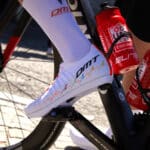 DMT dévoile des chaussures spéciales pour Tadej Pogacar
