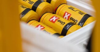 Image de l'article Pourquoi les coureurs n’ont plus le droit de jeter les bidons sur le Tour de France ?