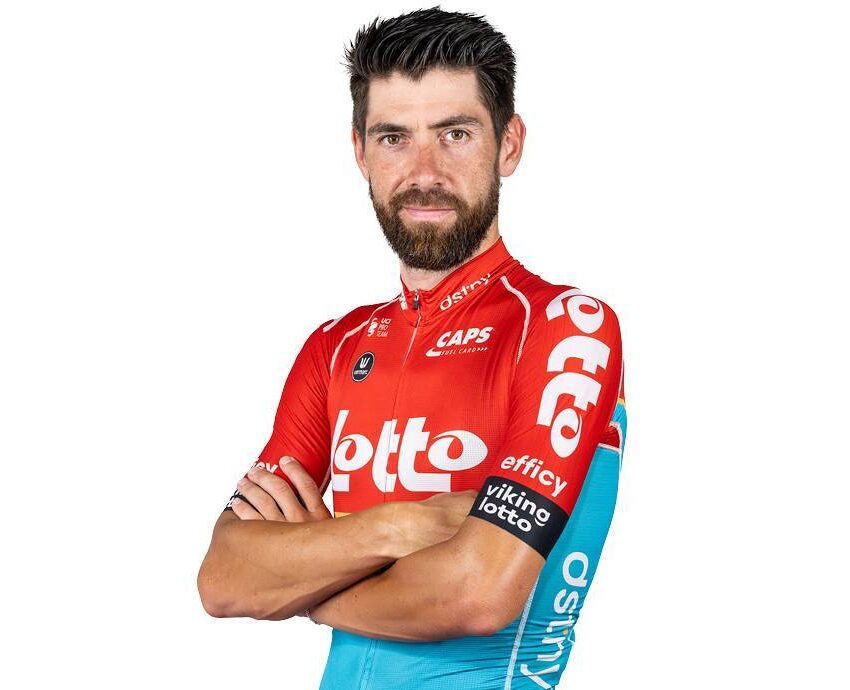 maillot lotto dstny vuelta 2023