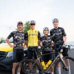 Étape du Tour : présentation du maillot du collectif velopack