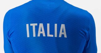 Image de l'article Pourquoi en cyclisme l’Italie porte un maillot bleu ?