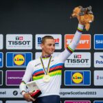 Maillot de Champion du Monde : les règles à suivre pour Van Der Poel