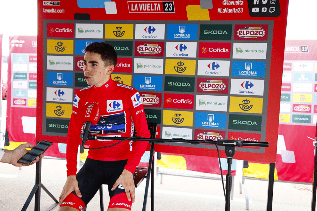 Maillot rouge cycliste LES 2 JOURS DU PERCHE 2012 Decoux Sport made in France 4