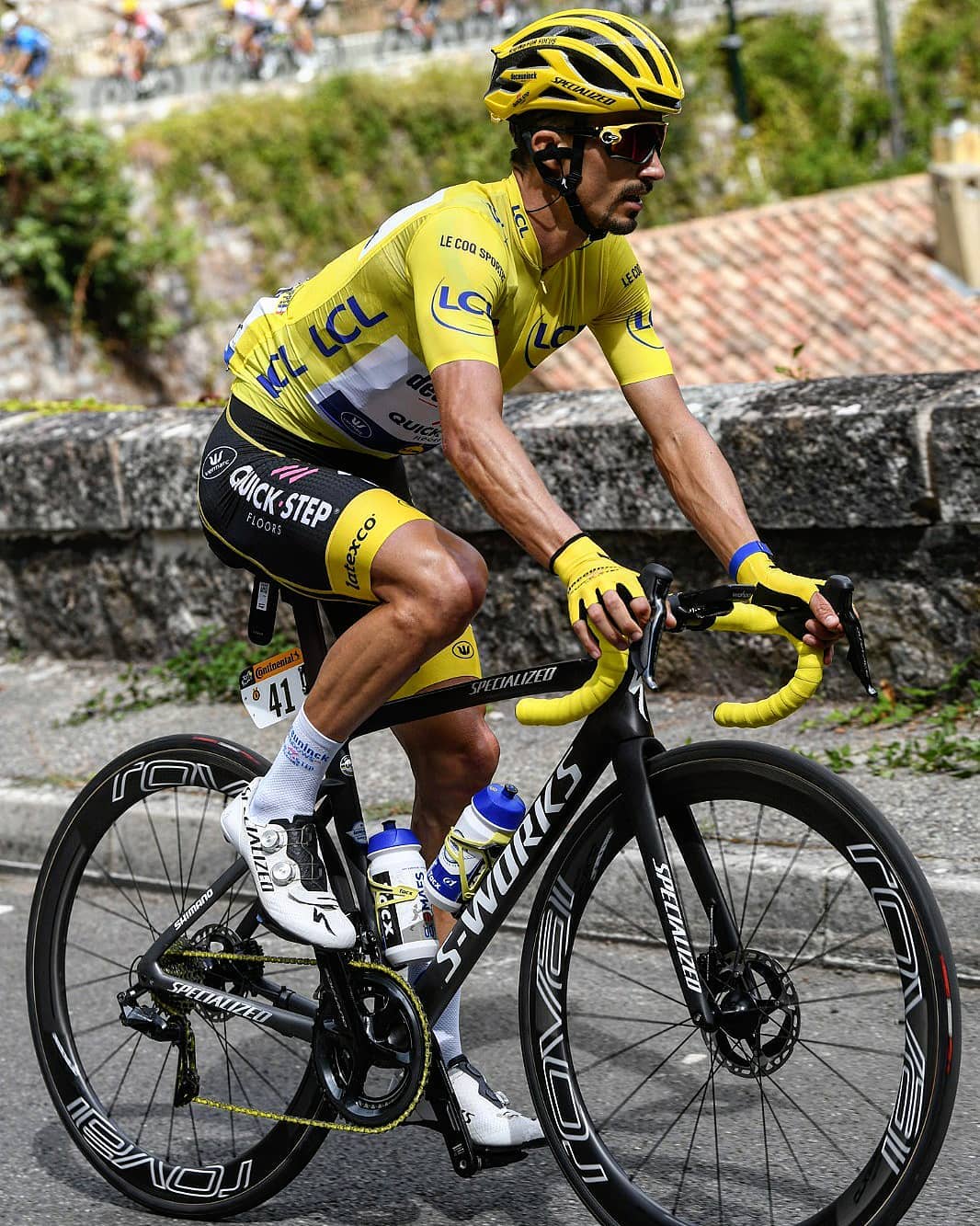 julian alaphilippe maillot jaune leader tour de france 2020