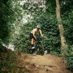 Quels sont les équipements indispensables pour le gravel ?