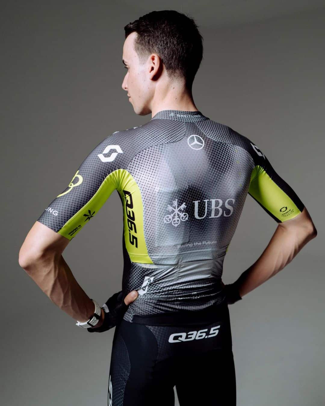 maillot-q36.5-pro-cycling-team-2024-2