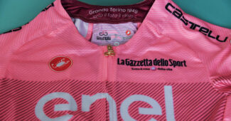 Image de l'article Le Giro d’Italia 2024 dévoile le maillot rose de leader, un symbole entre tradition et hommage