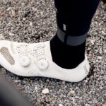 Quoc et Geraint Thomas présentent une nouvelle paire de chaussures de vélo