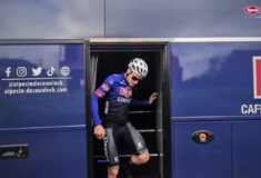 Image de l'article Paris Roubaix 2023 : quand Alpecin gagnait avec un maillot inédit