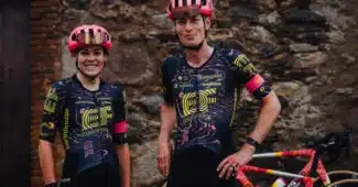Image de l'article EF Education – Easypost dévoile son maillot pour le Tour d’Italie 2024