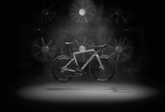 Image de l'article Specialized lève le voile sur le vélo de la Red Bull Bora hansgrohe