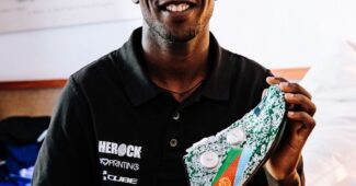 Image de l'article Biniam Girmay et ses chaussures personnalisées sur le Tour de France