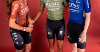 Image de l'article Fenix Deceunick présente trois maillots 2025