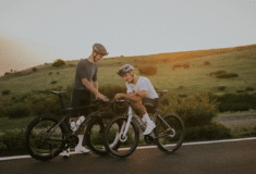 Image de l'article Van Rysel RCR-F : le vélo aérodynamique de Decathlon – AG2R La Mondiale arrive sur le marché