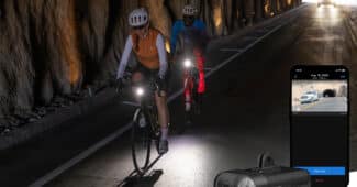 Image de l'article Garmin lance le Varia Vue : une lumière avant de vélo avec caméra 4K intégrée