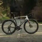 Colnago v5rs : le successeur du v4rs, prêt à dominer les pelotons