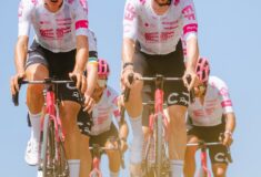 Image de l'article EF Education-EasyPost change de tenue pour le Giro 2025