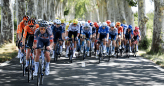 Image de l'article Pourquoi la moitié des équipes vont changer de maillots pour le Tour de France 2025 ?