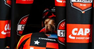 Image de l'article Lotto portera son maillot anniversaire des ses 40ans sur La Vuelta 2025