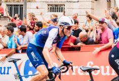 Image de l'article Israel – Premier Tech retire la mention « Israel » de son maillot sur la Vuelta 2025