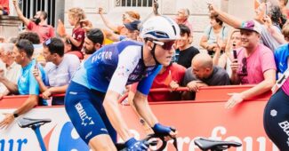Image de l'article Israel – Premier Tech retire la mention « Israel » de son maillot sur la Vuelta 2025