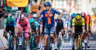 Image de l'article L’UCI durcit la réglementation sur les casques et équipements dès 2026