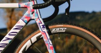 Image de l'article Le vélo LEGO de Zoe Backstedt ne passe pas inaperçu