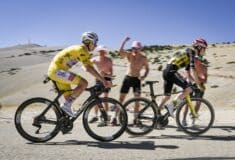 Image de l'article Un Colnago Y1RS utilisé par Pogacar sur le Tour de France vendu 165 000 €