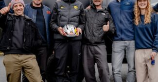 Image de l'article Wout van Aert portera un casque Red Bull spécial sur les Flandriennes