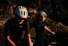 Image de l'article Fizik complète sa gamme casque avec le Kyros, un modèle polyvalent à 190€