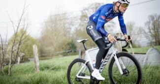 Image de l'article Canyon Endurace CFR, une alternative à l’Aeroad pour Paris-Roubaix