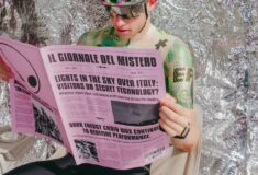 Image de l'article EF pousse le délire alien jusqu’au casque avec Muc-Off sur le Giro 2026
